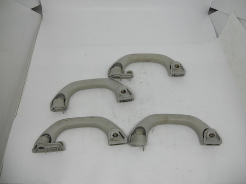 Kit Alça Teto Pega Mão Vw Golf Sapão 1999 A 2006 6n0857607