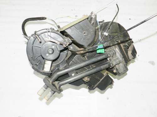 Caixa Ventilação Evaporadora Peugeot 307 1.6 2003 C/ Detalhe