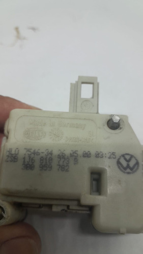 Motor Trava Portinhola Vw Golf 1999 A 2006 1j6810773b