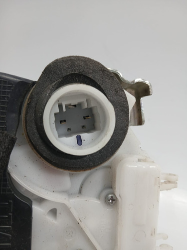 Fechadura Da Porta Traseira Esquerda Toyota Prius 2012 A 21