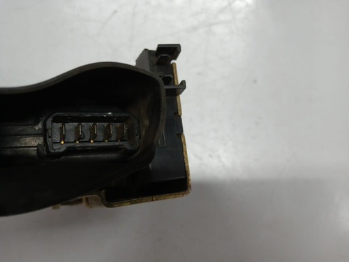Fechadura Porta Dianteira Esquerda Renault Clio 1996 A 2002