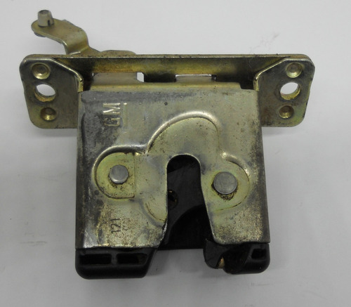 Fechadura Tampa Porta Malas Gm Astra Hatch 99/11 09130569