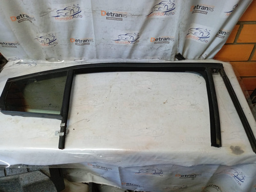 Canaleta + Pestana Vidro Fixo T D Cruze  Sedan 2017/21 16617