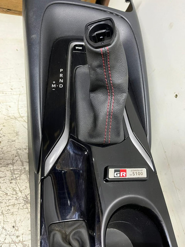 Console Central Completo Toyota Corolla Grs 2022 2023 Orig
