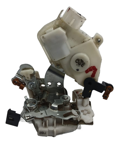 Fechadura Porta Traseira Direita Toyota Etios 2013 A 2021