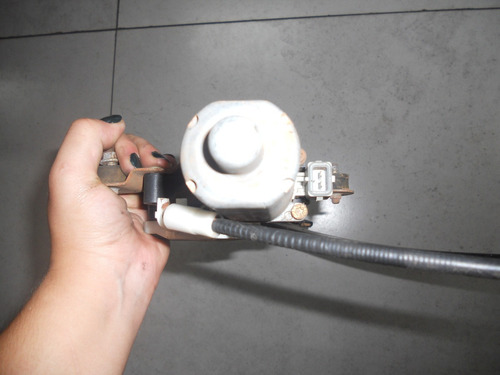 Máquina Vidro Traseira Esquerda Gol 4p G3 99/05 0130821950