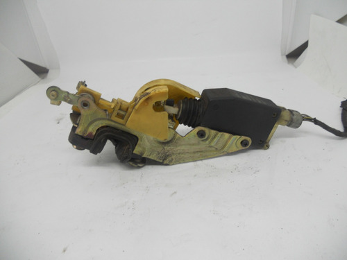 Fechadura Porta Dianteira Esquerda Gm Corsa 1994 A 2001
