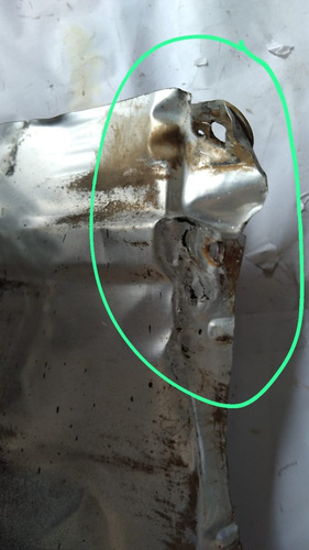 Defletor Manta Térmica Escapamento Audi A3 2001 Com Detalhe