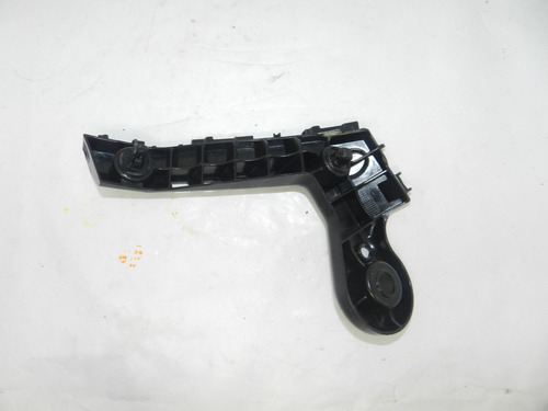 Guia Para-choque Diant Esquerdo Yaris Corolla Hybrid 20/22